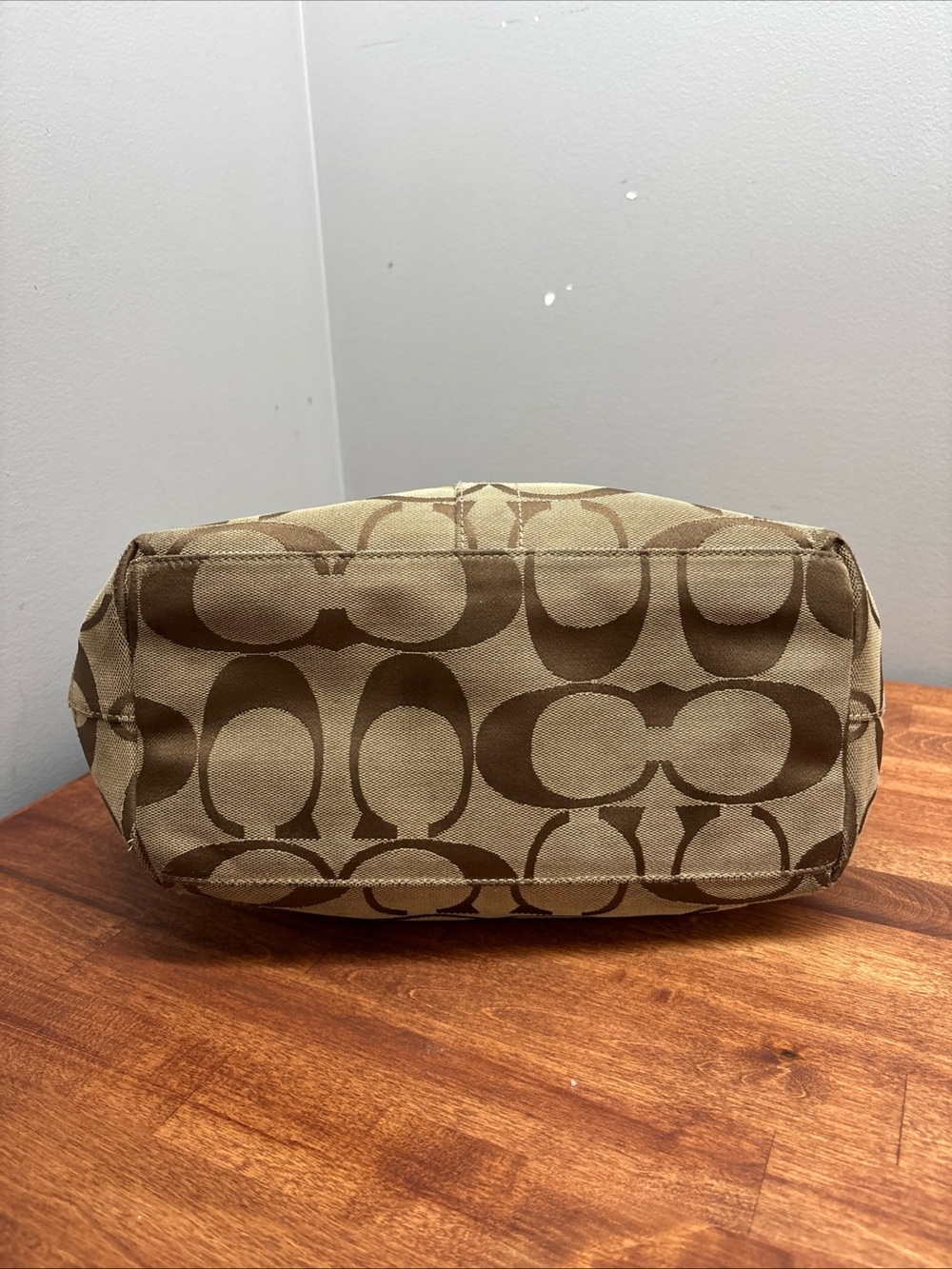 Coach Khaki Signature Canvas Tote with Gold Trim - Picture 8 of 16